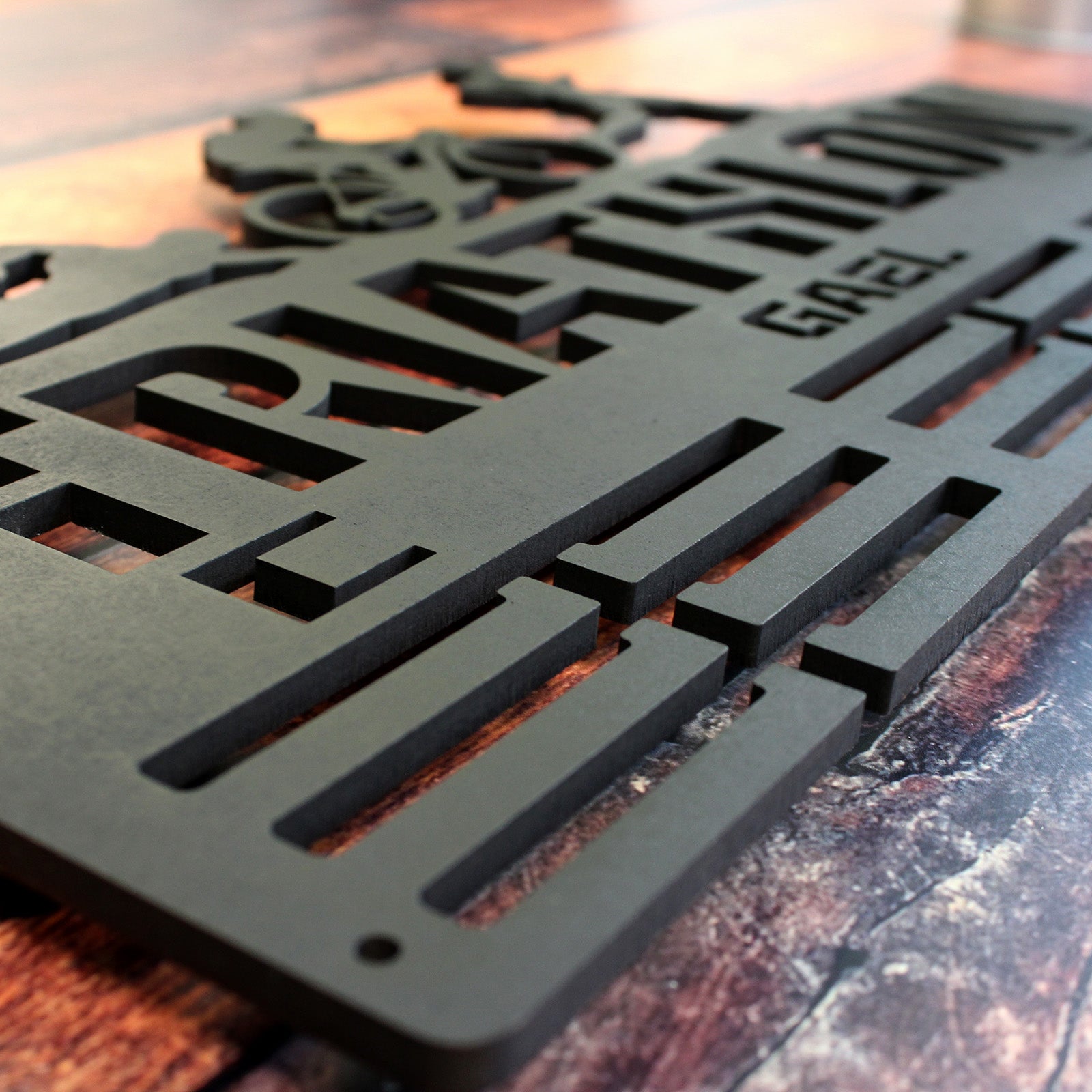 Personalisierter Medaillonhalter Triathlon mit Namen