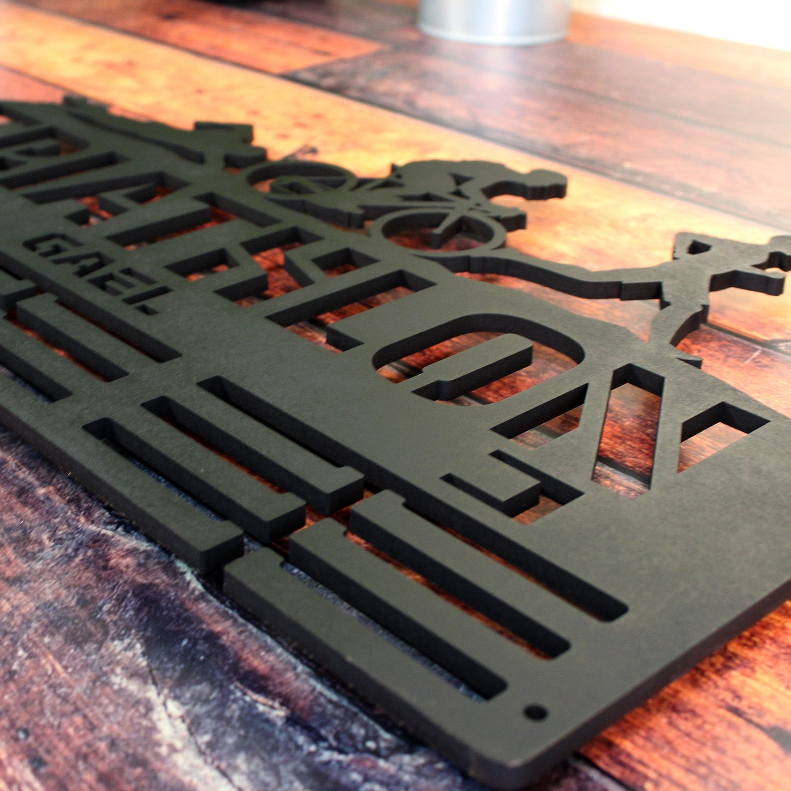 Personalisierter Medaillonhalter Triathlon mit Namen