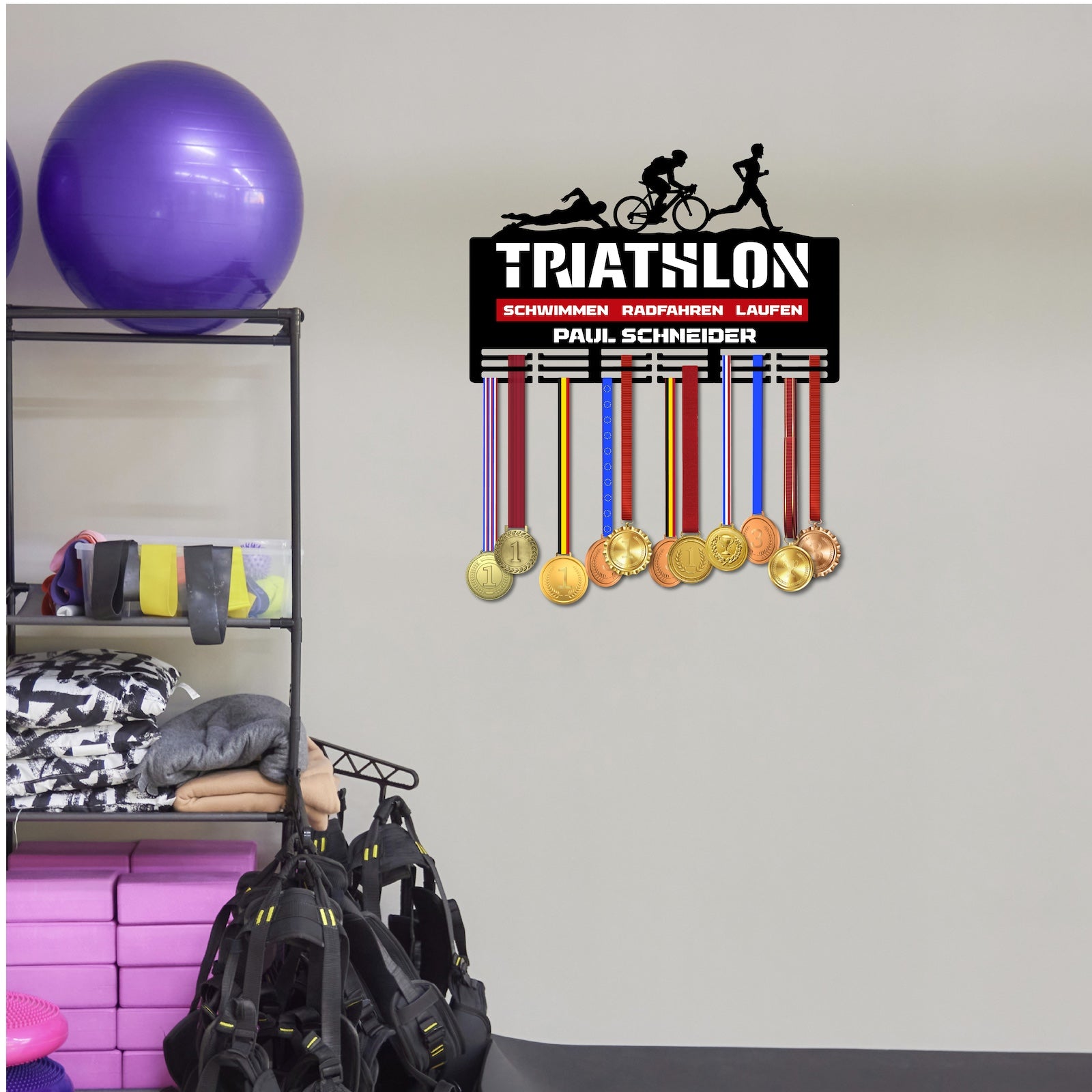 Personalisierter Medaillonhalter Triathlon mit Namen