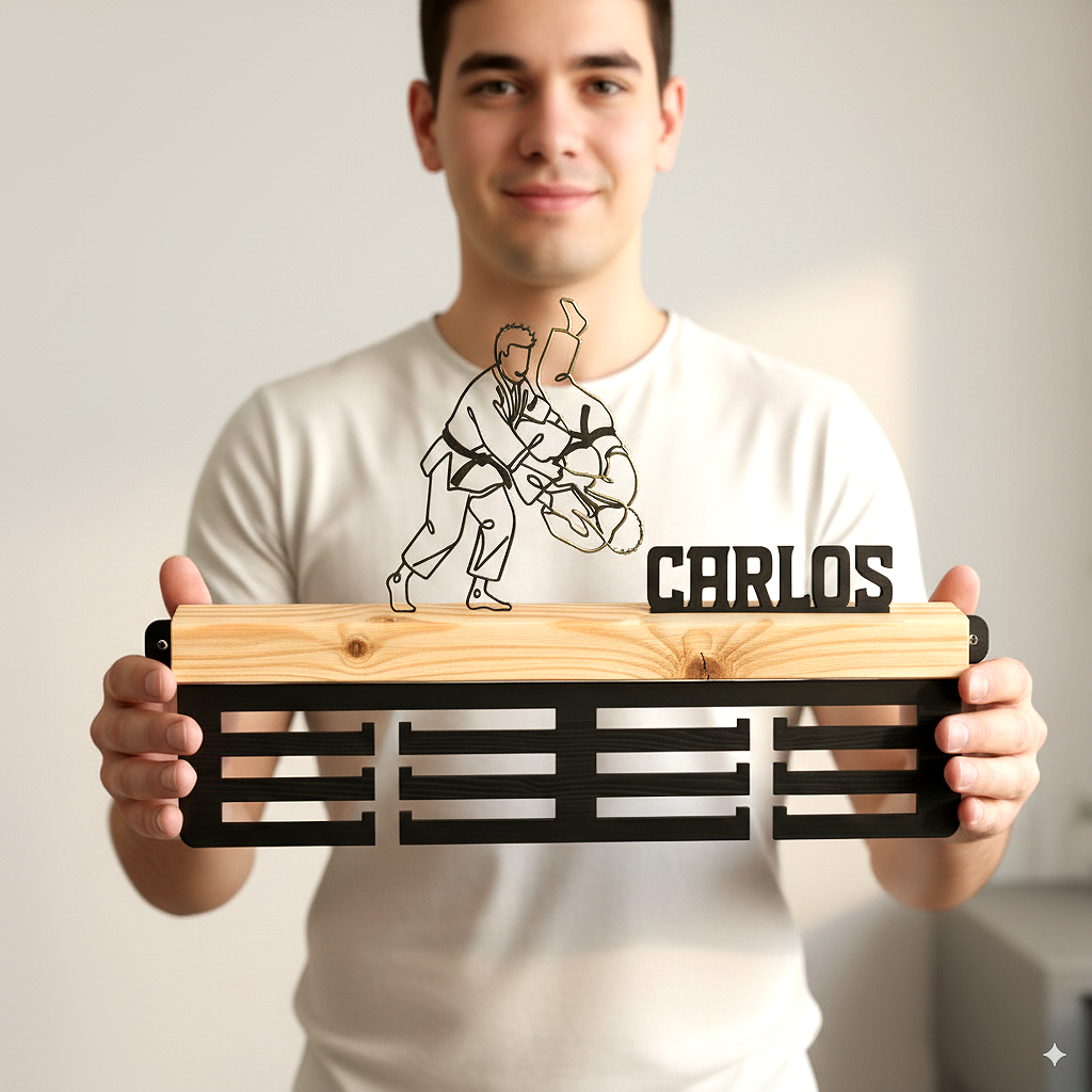 Personalisierter Medaillenhalter Karate mit Namen