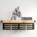 Medaillenhalter Karate personalisiert aus Holz – Schwarz