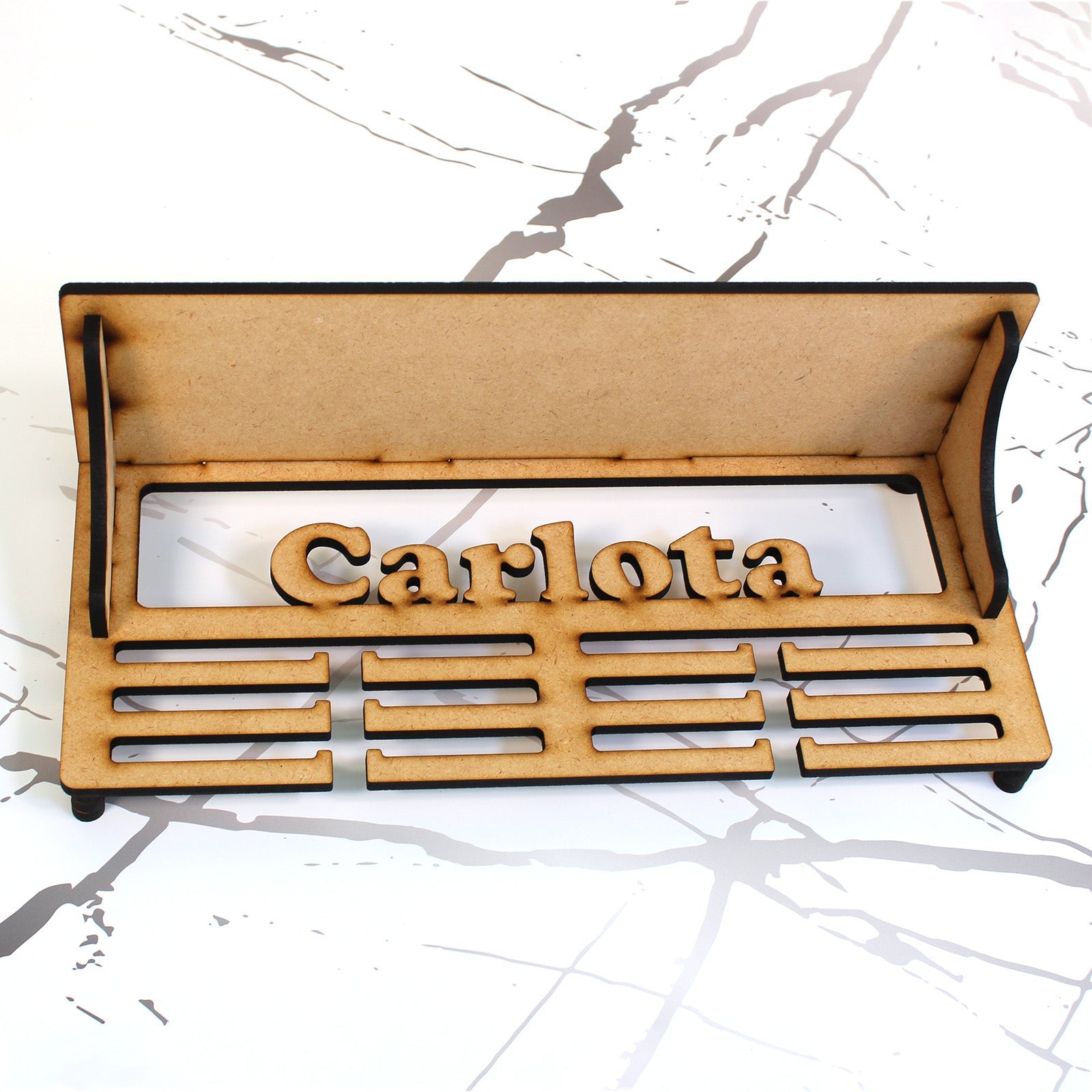 Personalisierter Medaillenhalter mit Namen und Etikett