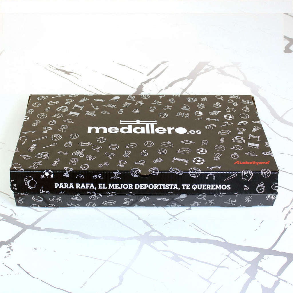 Medaillenhalter Geschenkbox personalisiert aus Holz