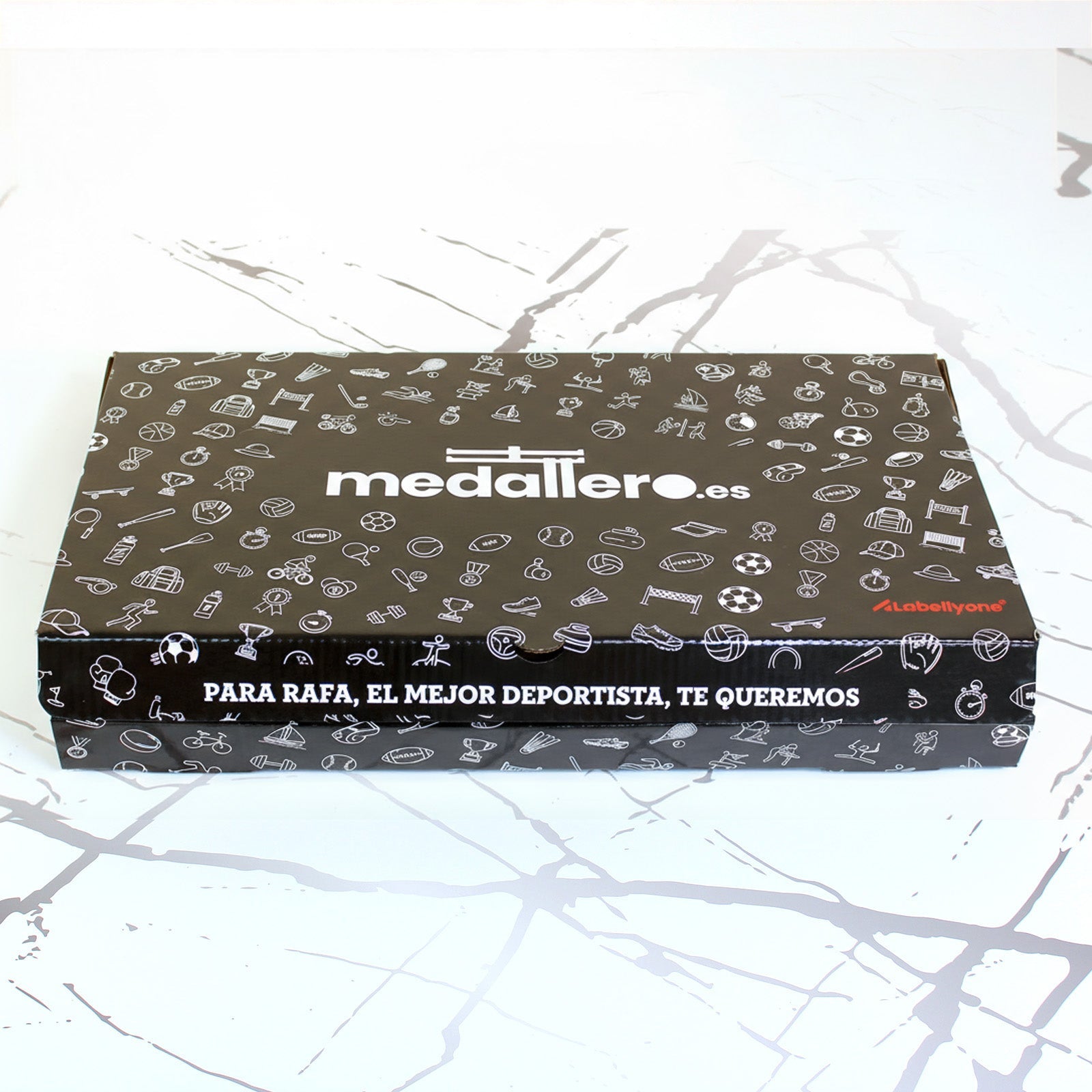 Medaillenhalter Geschenkbox personalisiert aus Holz