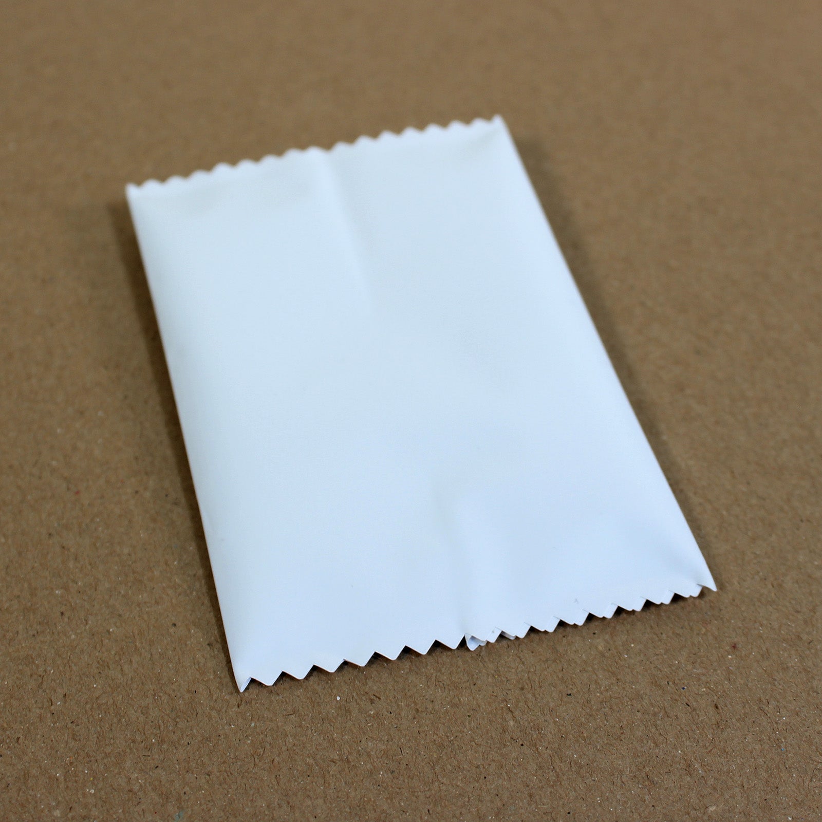 Umschlag für Riesen-Sammelbild im realistischen Umschlag-Look, innen silberfarben