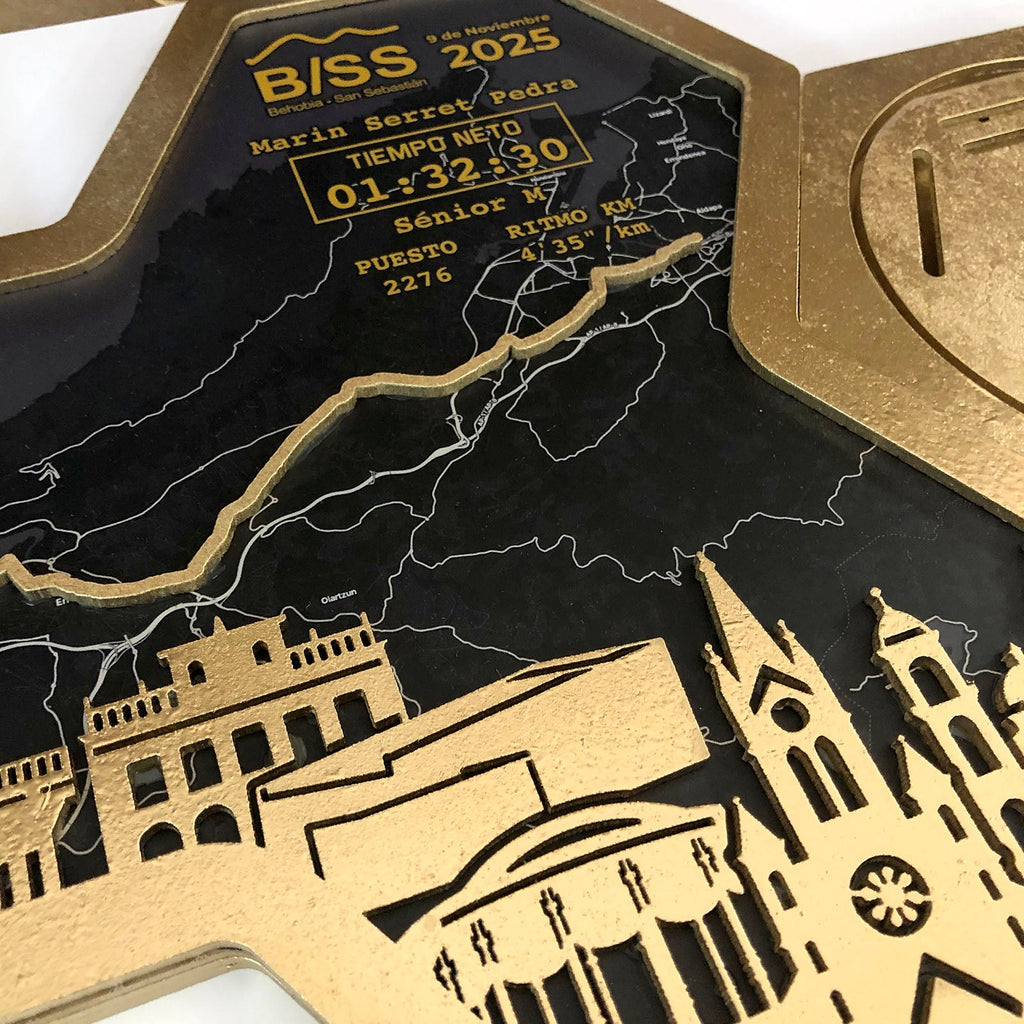 Medaillenhalter Marathon personalisiert aus Holz