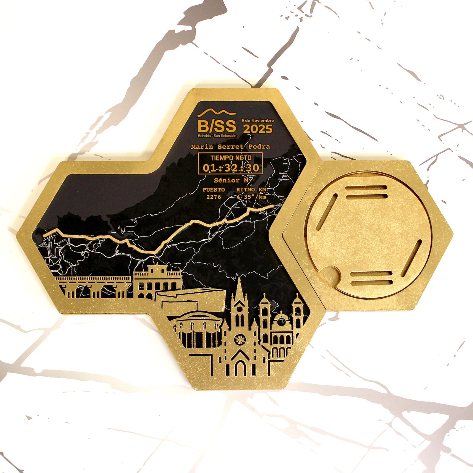 Medaillenhalter Marathon personalisiert aus Holz