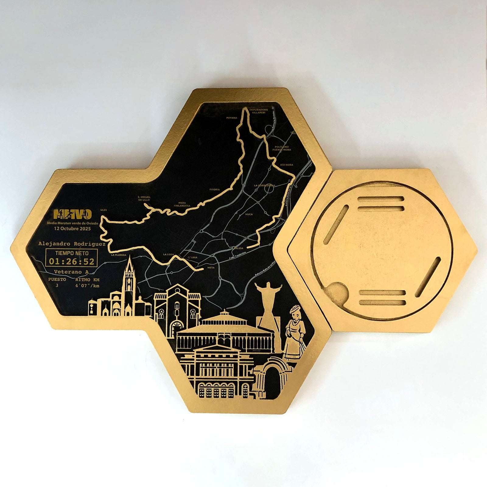 Medaillenhalter Halbmarathon personalisiert aus Holz