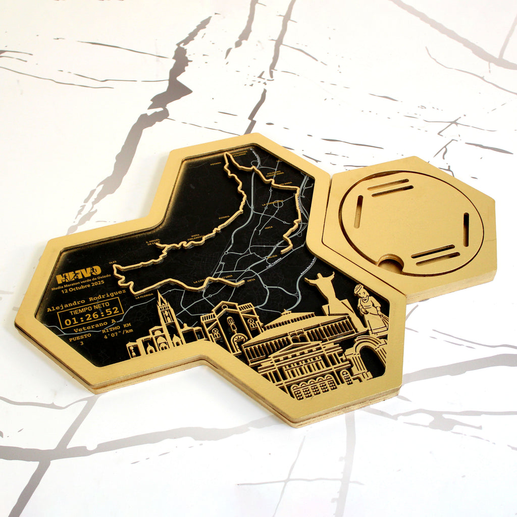 Medaillenhalter Halbmarathon personalisiert aus Holz