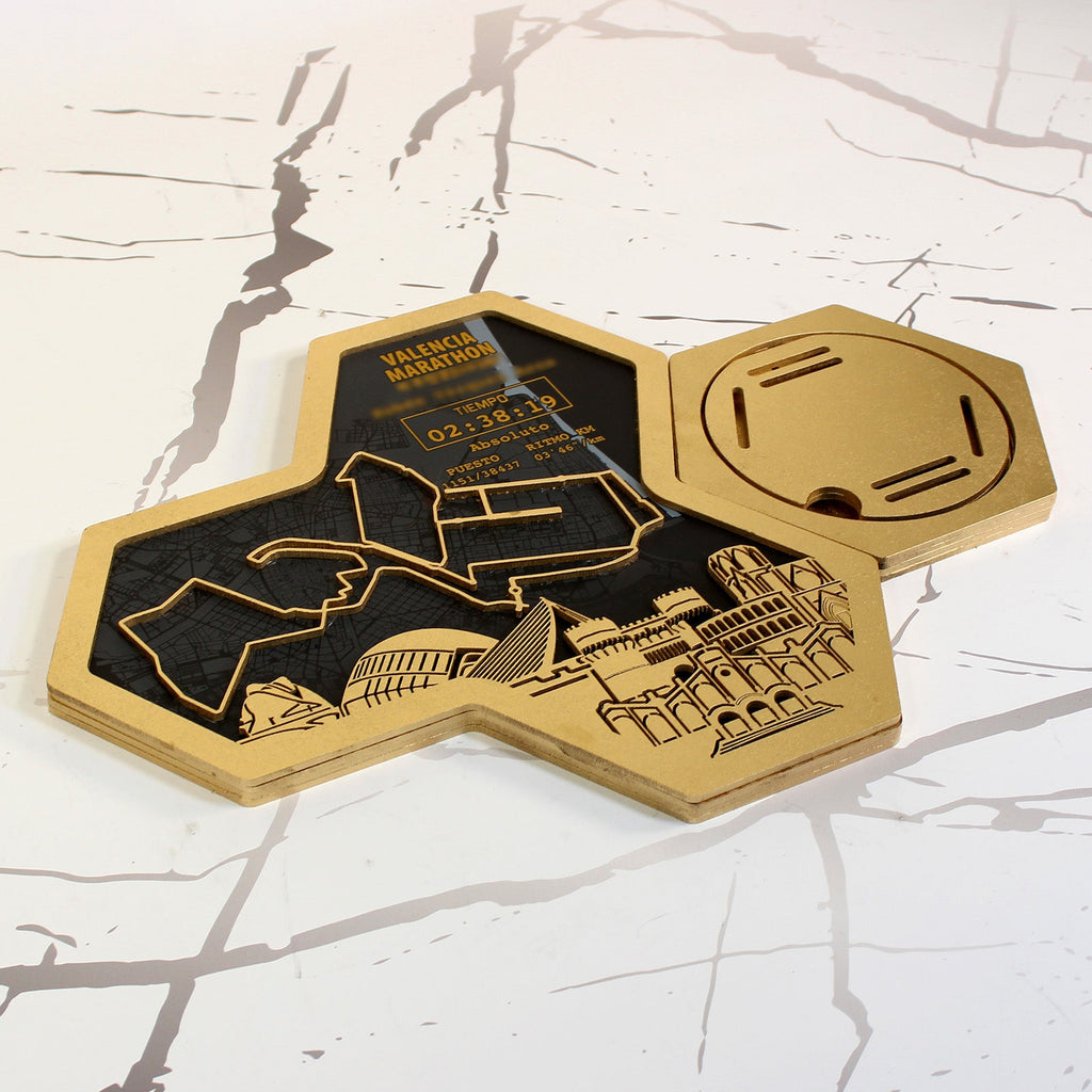 Medaillenhalter Marathon personalisiert aus Holz