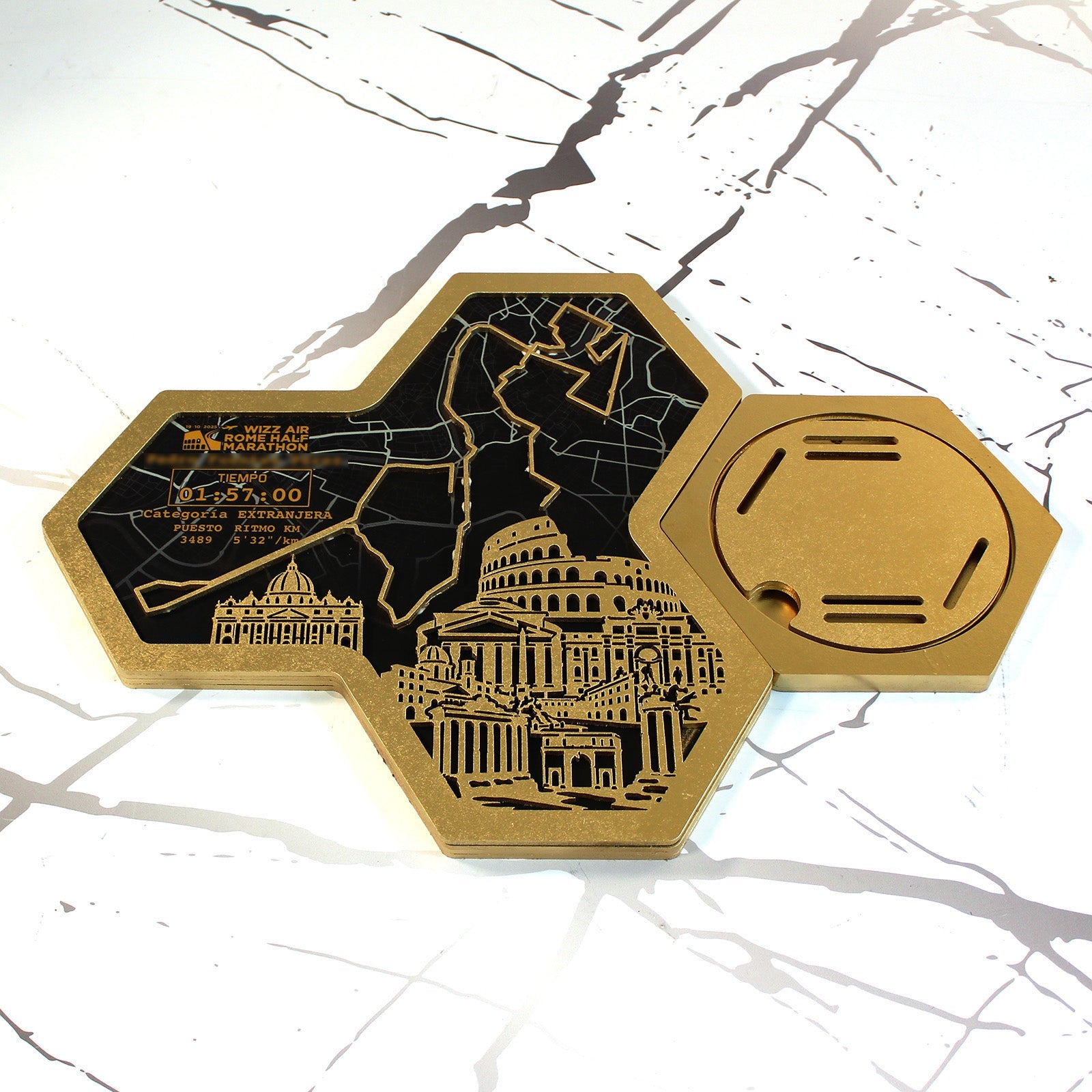 Medaillenhalter Halbmarathon personalisiert aus Holz
