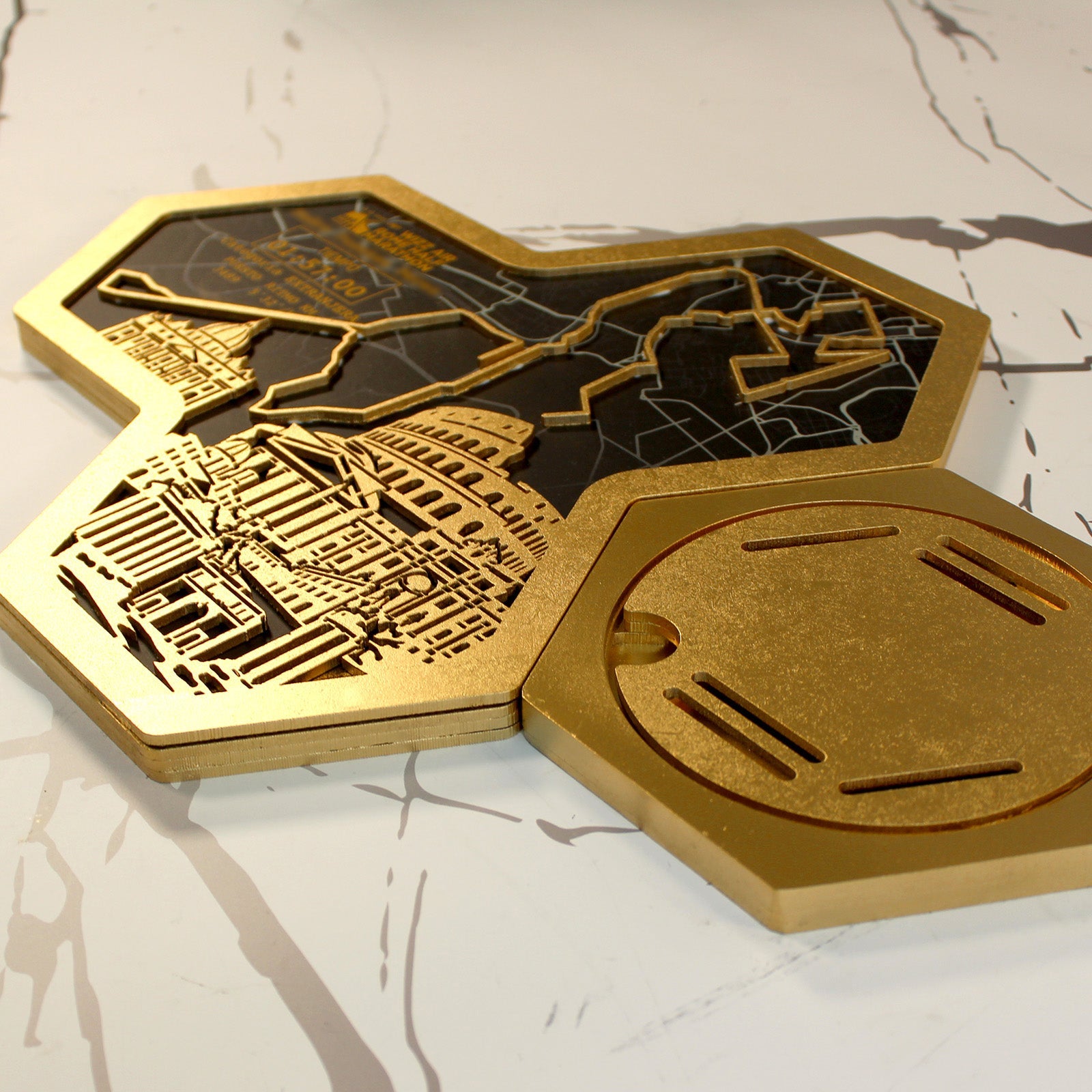 Medaillenhalter Halbmarathon personalisiert aus Holz